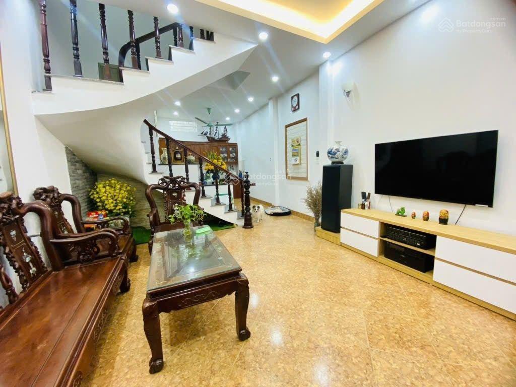 Bán đất tặng nhà 3 tầng 60m2, 8,5 tỷ phú thượng, tây hồ
