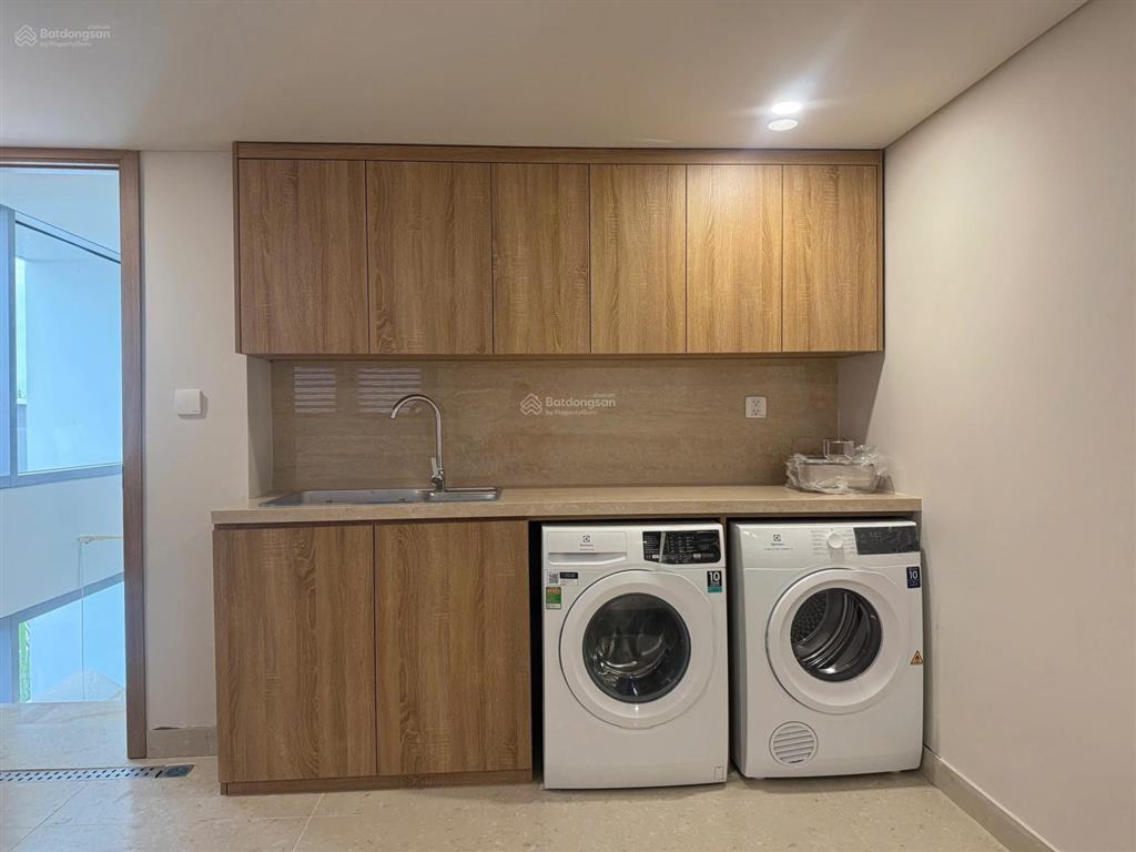 Cho thuê biệt thự regal victoria 4 phòng ngủ có hồ bơi, sauna, yoga, biệt lập riêng tư