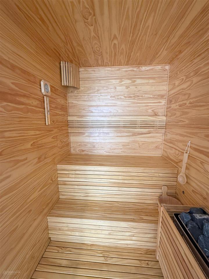 Cho thuê biệt thự regal victoria 4 phòng ngủ có hồ bơi, sauna, yoga, biệt lập riêng tư