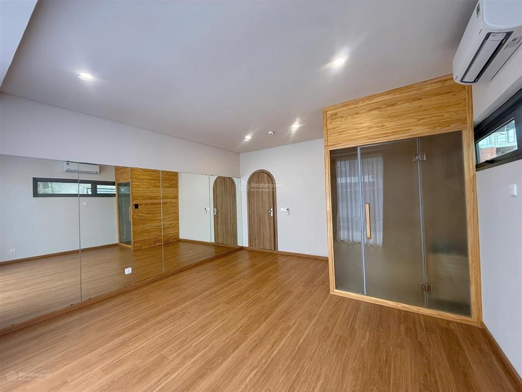 Cho thuê biệt thự regal victoria 4 phòng ngủ có hồ bơi, sauna, yoga, biệt lập riêng tư