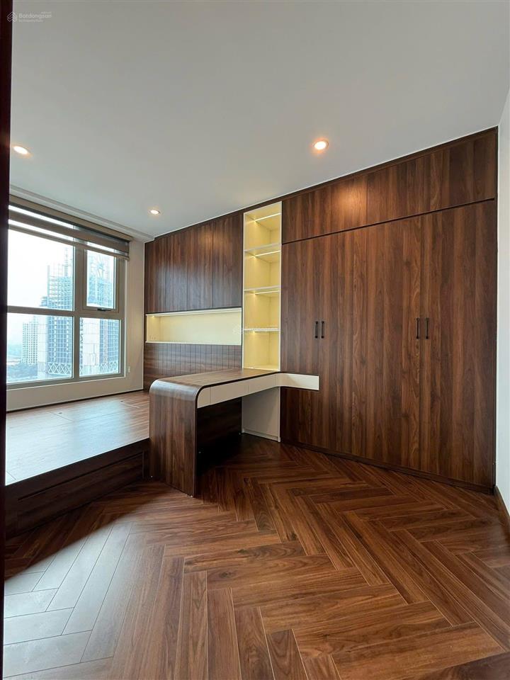 Căn hộ ia20 ciputra giá bán 6,7 tỷ đầy đủ nội thất 92m2, 99m2 112m2