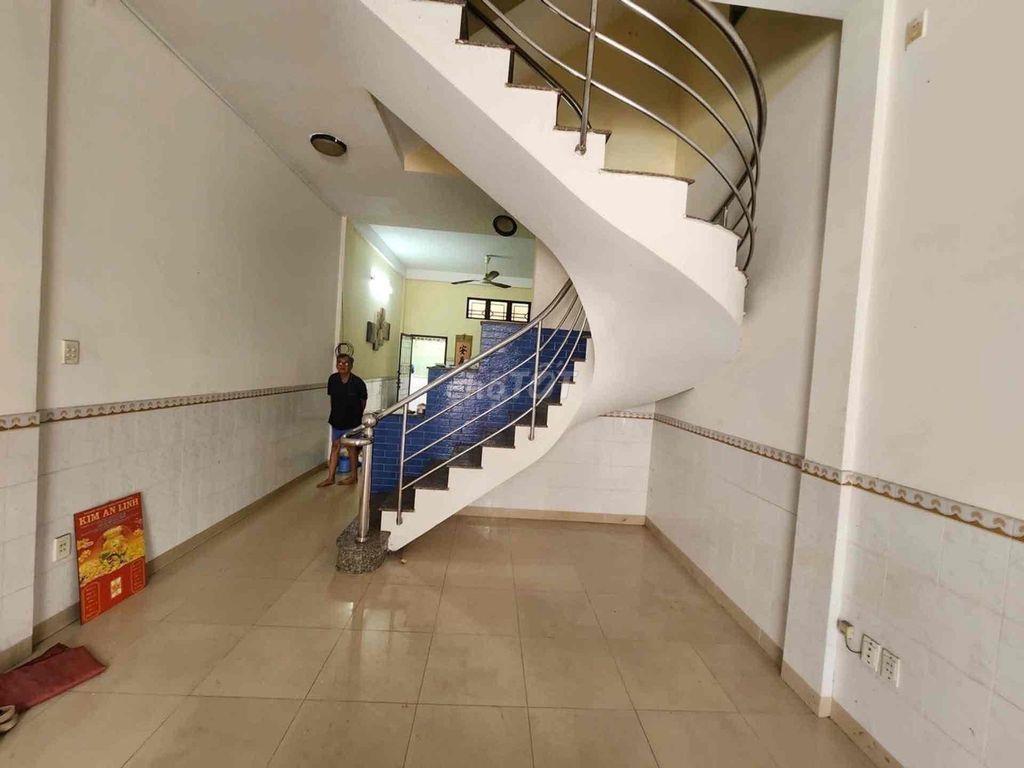 BÁN NHÀ 4 TẦNG VỊ TRÍ ĐẸP NHẤT QUẬN8
