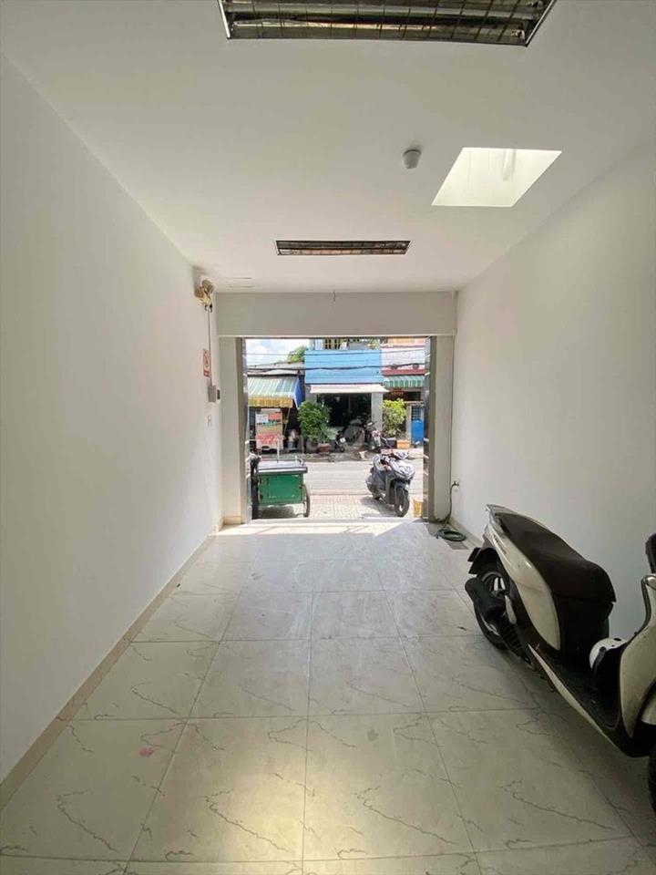 BÁN GẤP NHÀ MT DÃ TƯỢNG CHÁNH HƯNG P10 Q8