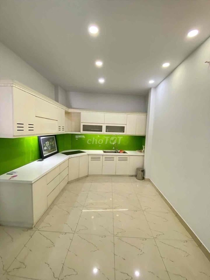 BÁN GẤP NHÀ MT DÃ TƯỢNG CHÁNH HƯNG P10 Q8