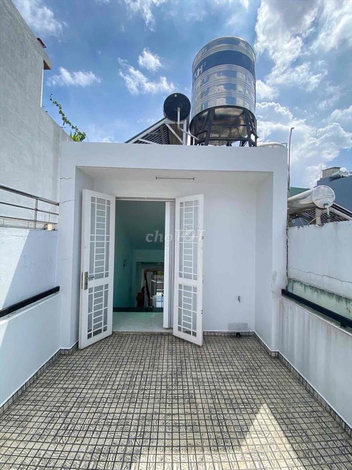 BÁN GẤP NHÀ MT DÃ TƯỢNG CHÁNH HƯNG P10 Q8
