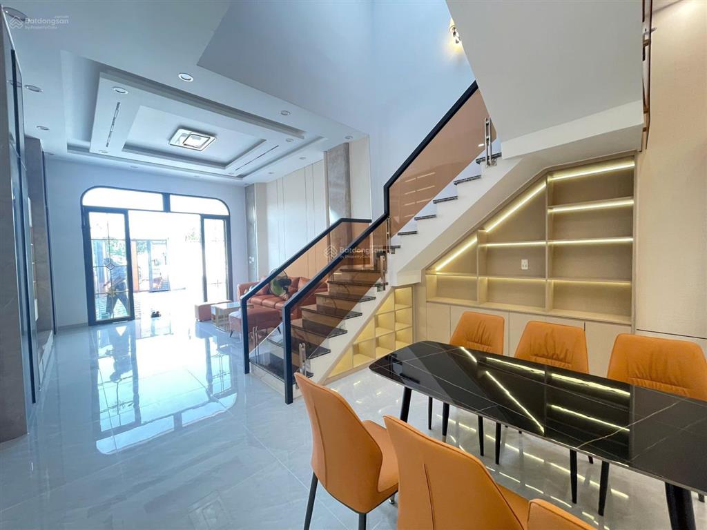 Bán nhà riêng tại đinh đức thiện, 2,9 tỷ, 150m2, 2pn, 3wc, nội thất đầy đủ