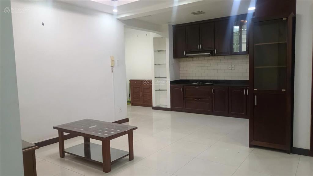 Bán cc hưng vượng 2, q7. dt 71m2 net 2pn 2wc  giá 4,4tỉ tl. dt/zalo 0937 961 *** thảo