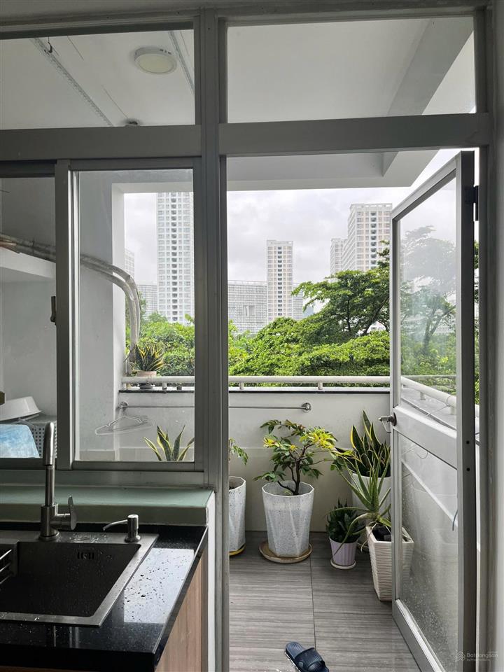 Bán cc hưng vượng 2, q7. dt 71m2 net 2pn 2wc  giá 4,4tỉ tl. dt/zalo 0937 961 *** thảo