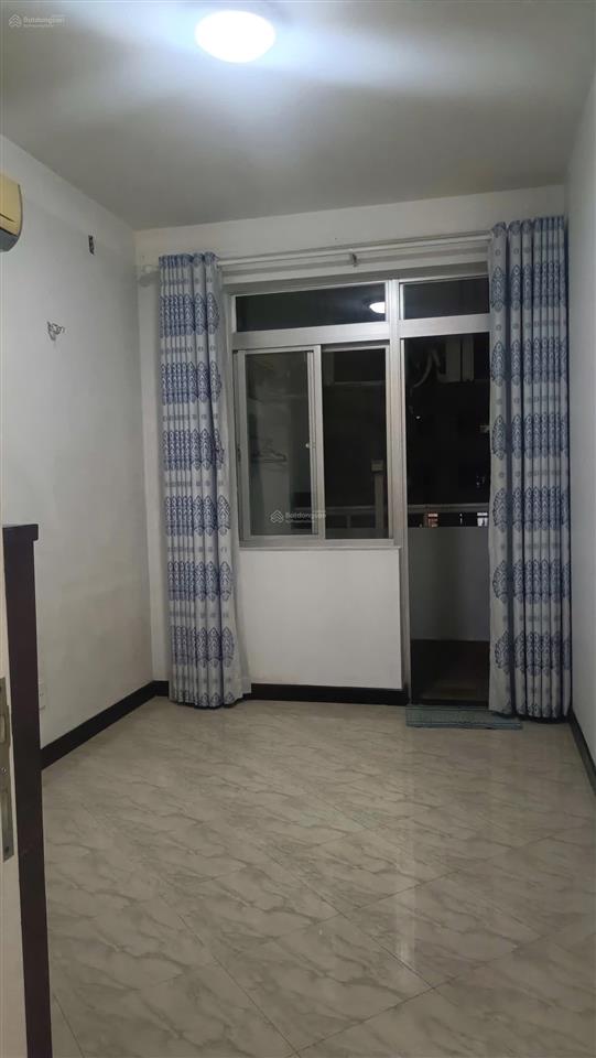 Bán cc hưng vượng 2, q7. dt 71m2 net 2pn 2wc  giá 4,4tỉ tl. dt/zalo 0937 961 *** thảo