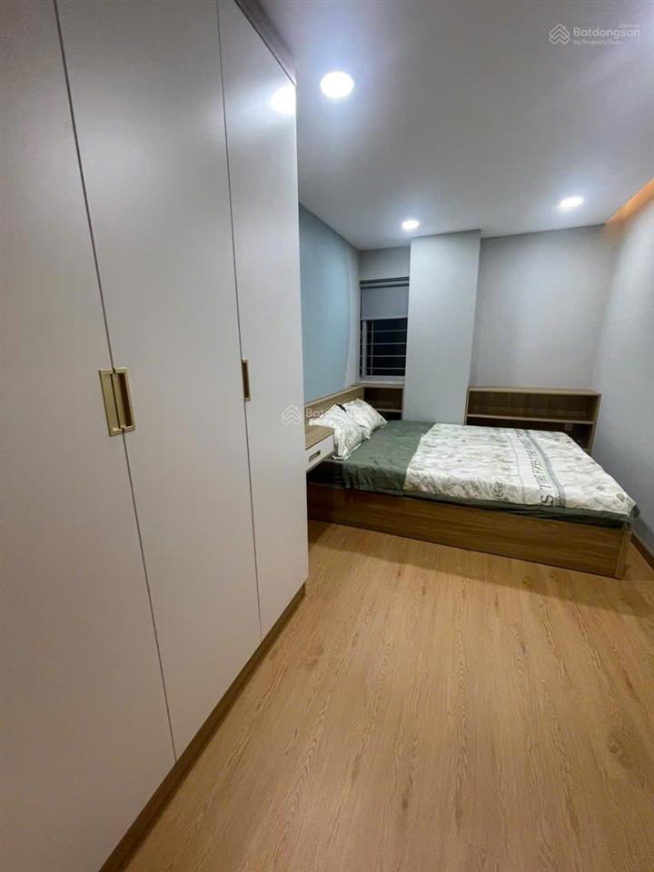 Bán cc hưng vượng 3, 98m 3pn 2wc full nt, nhà mới 100% , giá 5,6tỉ tl , 0937 961 *** thảo