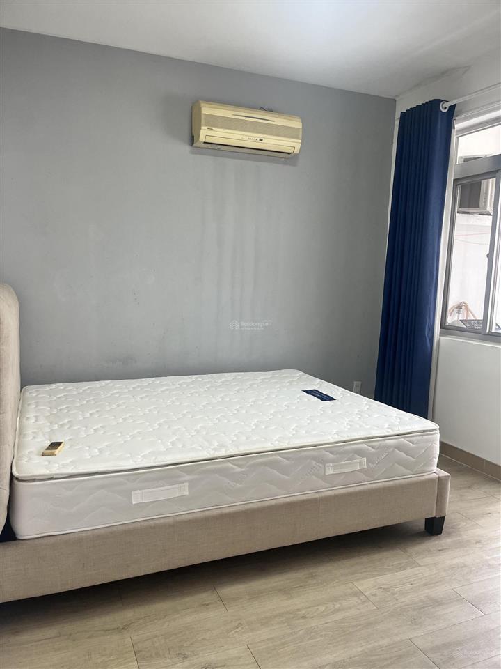 Bán cc hưng vượng 3, dt 72m 2pn 1wc full nt, giá 3,9tỷ tl.  0937 961 *** thảo