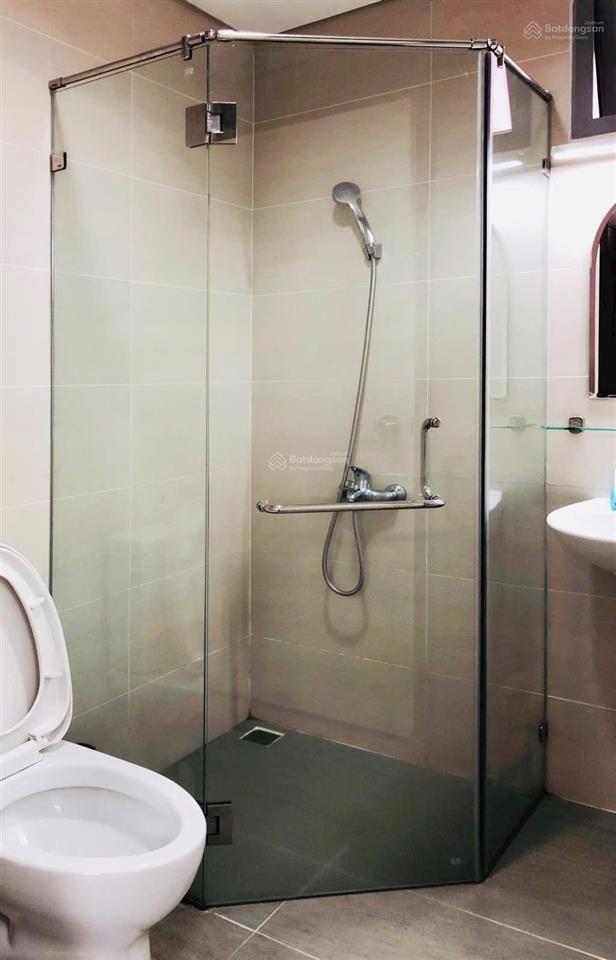 Chính chủ bán cc luxcity quận 7. dt 2pn 1wc  42m². giá 2.1 tỷ. pháp lý hdmb 0937 961 *** thảo