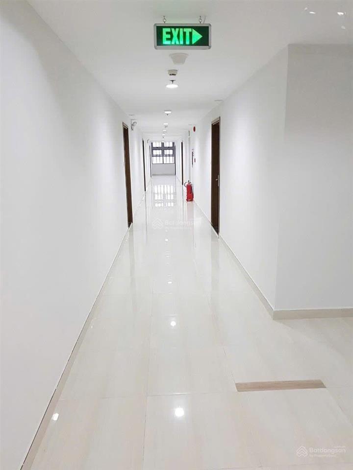 Chính chủ bán cc luxcity quận 7. dt 2pn 1wc  42m². giá 2.1 tỷ. pháp lý hdmb 0937 961 *** thảo