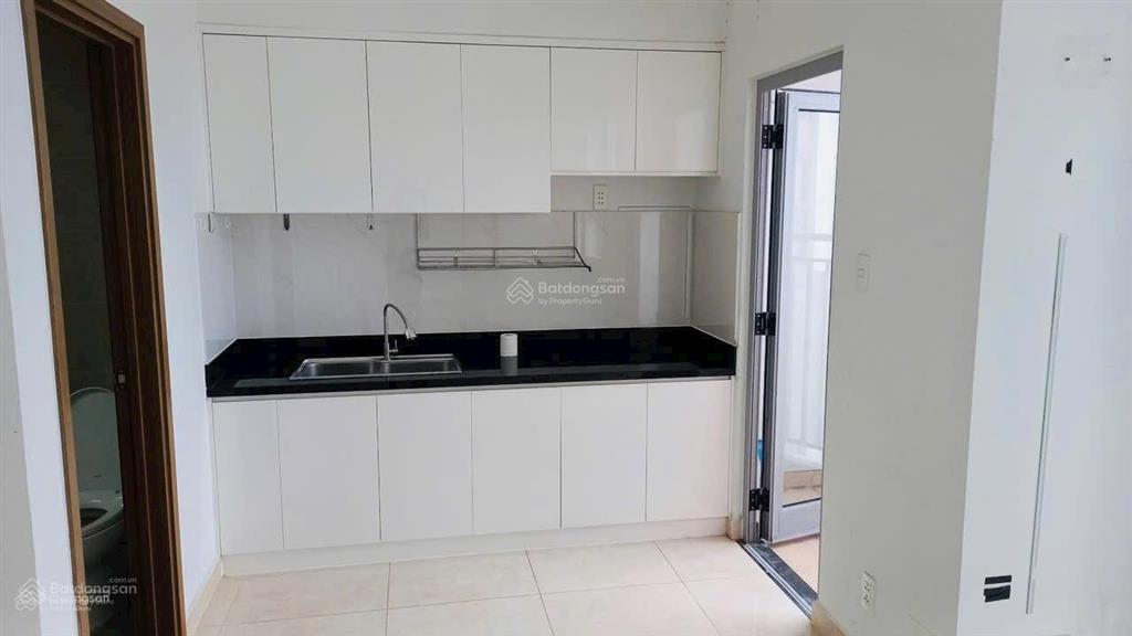 Chính chủ bán cc luxcity quận 7. dt 2pn 1wc  42m². giá 2.1 tỷ. pháp lý hdmb 0937 961 *** thảo