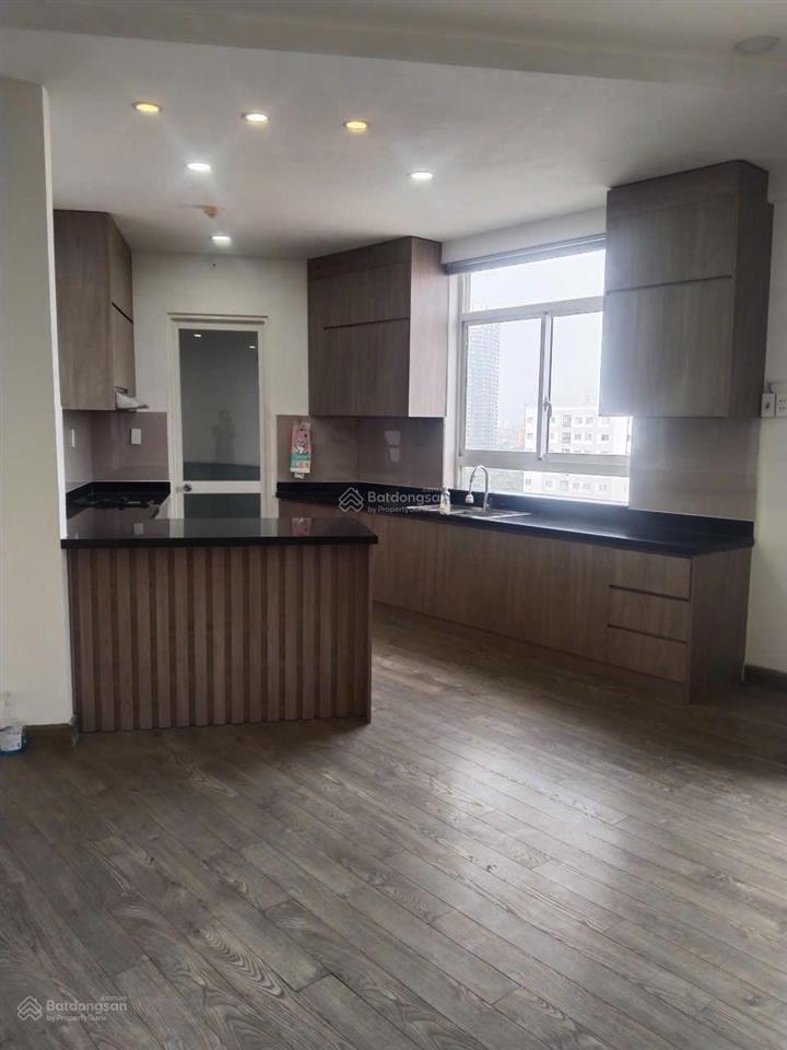 Cho thuê cc ngọc lan q7, 135m2 3pn 2wc nội thất cơ bản, 13tr/tháng  0937 961 *** thảo