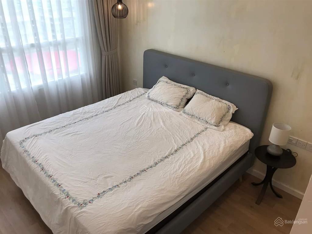 Cần bán gấp officetel tresor, 33m2, full nt, giá 3.7 tỷ.  thùy 0906 378 ***