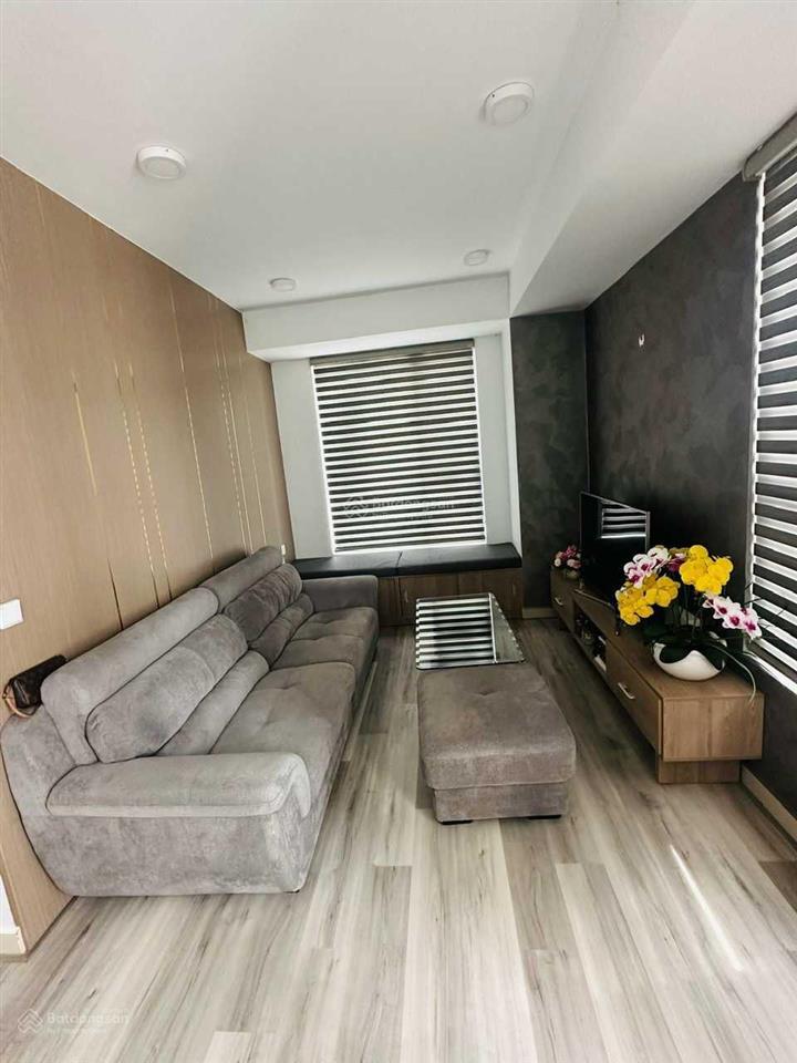 Bán gấp căn hộ tresor, 75m2, có 2pn, 2 toilet, full nội thất, giá bán 8.1 tỷ.  0906 378 ***