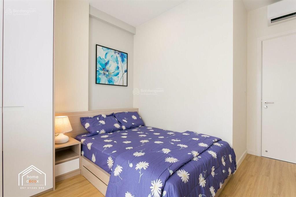 Cần bán gấp căn hộ millennium, diện tích 74m², đủ nội thất, giá 7.6 tỷ.  0906 378 ***