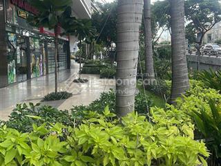 Bán căn hộ officetel river gate bến vân đồn, 32 m2, giá chỉ 3.5 tỷ, full nội thất.  0906 378 ***
