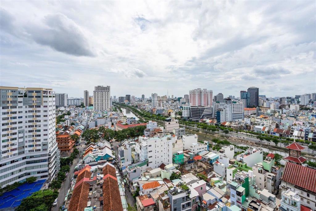 Bán căn hộ officetel river gate bến vân đồn, 32 m2, giá chỉ 3.5 tỷ, full nội thất.  0906 378 ***