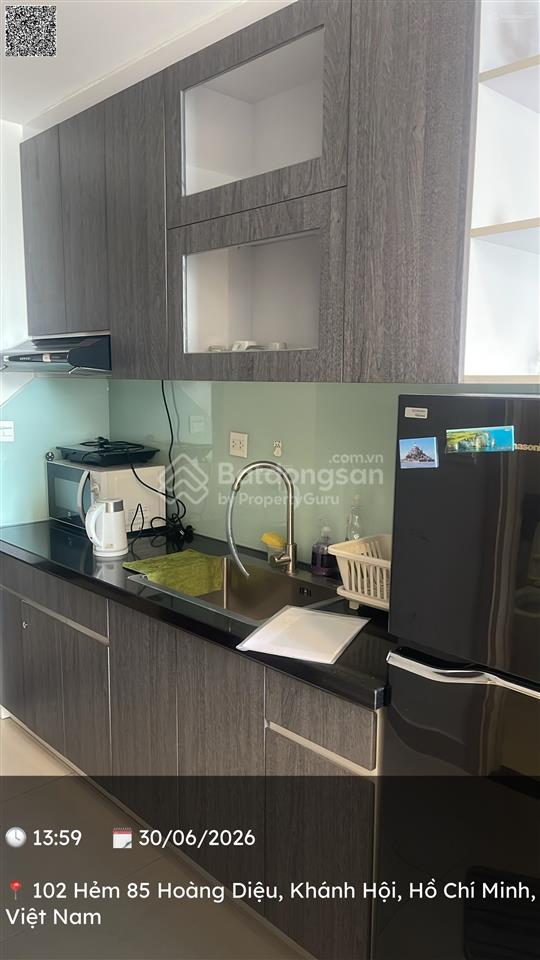 Cần bán gấp officetel river gate, 26,2 m2, lầu cao, giá 3 tỷ.  0906 378 ***