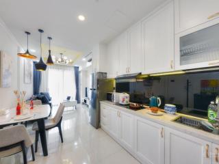 Bán căn hộ 2pn tại saigon royal, giá cực chất 6,7 tỷ, 53,3m2, hướng đông nam.  0906 378 ***