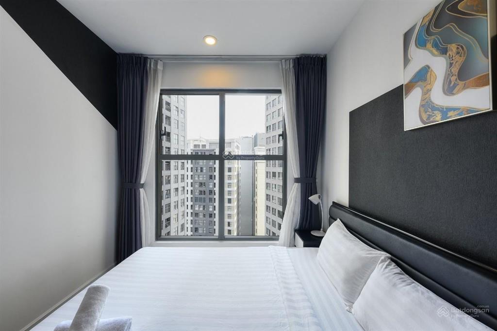 Bán căn hộ 2pn tại saigon royal, giá cực chất 6,8 tỷ, 53,3m2, hướng đông nam.  0906 378 ***