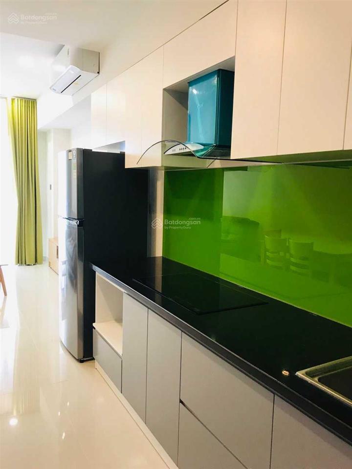 Cần bán căn hộ saigon royal, 60m2, có đủ nội thất giá chỉ 7 tỷ.  0906 378 ***