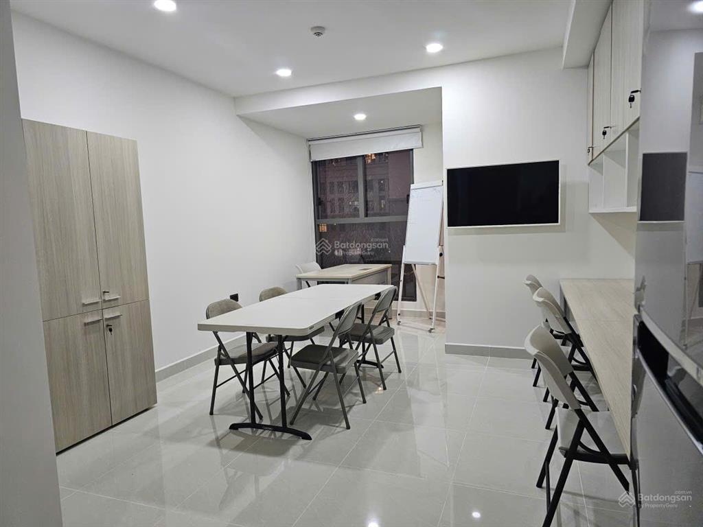 Cho thuê cc saigon royal residence, 14 triệu, 35 m2, 1pn + 1wc, nội thất văn phòng.  0906 378 ***