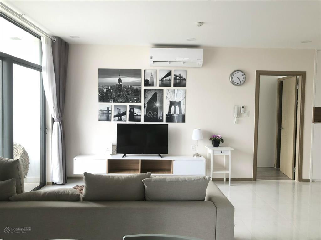 Cho thuê căn hộ 108m2, chung cư riva park, view sông