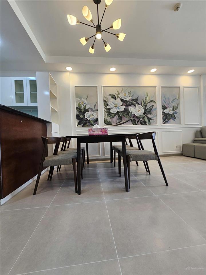 Giá tốt mua đầu tư, căn hộ 90m2 chung cư the gold view