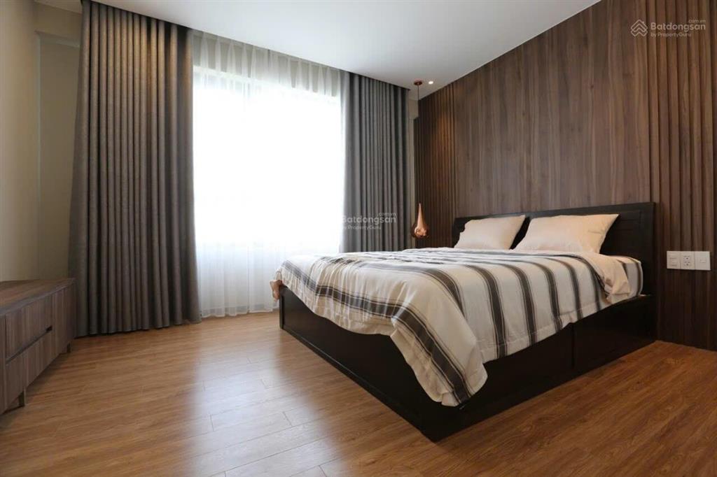 Cho thuê rẻ căn hộ the gold view 3 phòng ngủ 117m2 nhà mới 100% view sông giá 20 tr  0902 610 ***