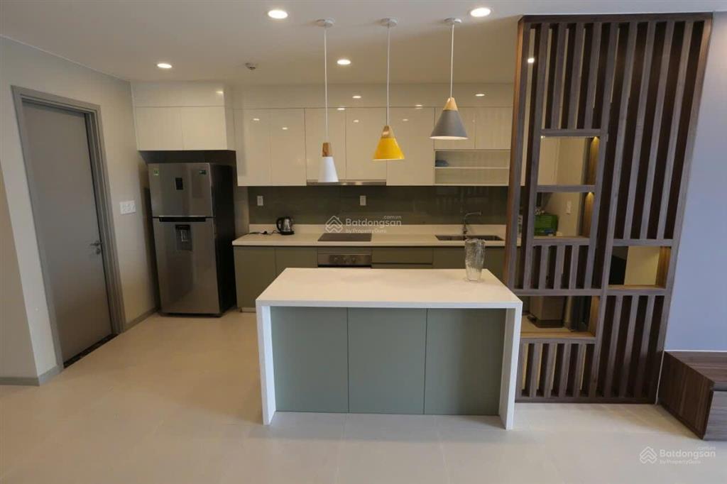 Cho thuê rẻ căn hộ the gold view 3 phòng ngủ 117m2 nhà mới 100% view sông giá 20 tr  0902 610 ***