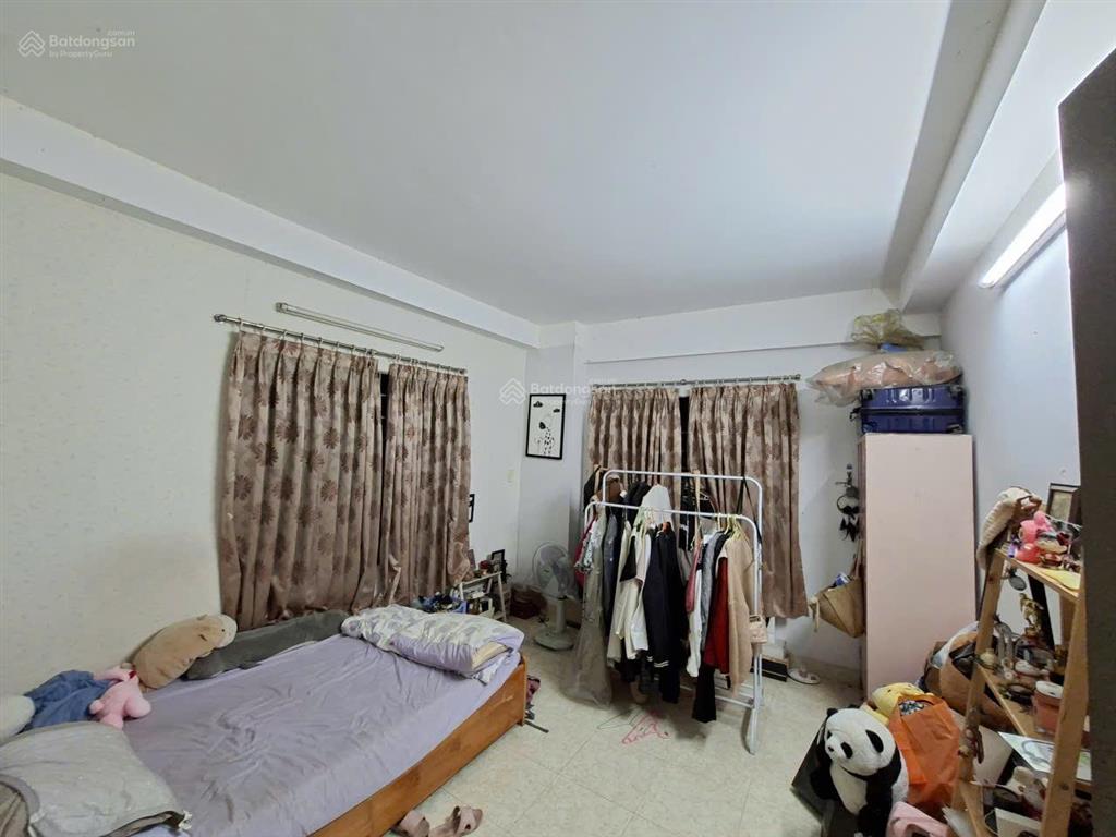 Chính chủ bán căn góc 2 pn, 1 wc, view đẹp, sáng, thoáng mát, sổ hồng. 68 m2 giá tốt 3,6 tỷ. tl