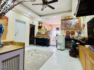 Chính chủ bán căn góc 2 pn, 1 wc, nhà đẹp, sáng, thoáng mát, sổ hồng. 68 m2 giá tốt 4,050 tỷ
