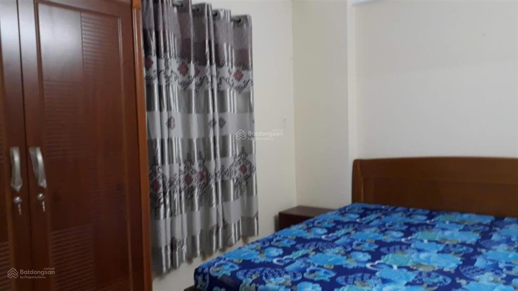 Bán căn hộ cc số 1 tôn thất thuyết p1, q4, 2 pn, 1 wc. 61 m2. lầu cao, thoáng mát sh.  0917 566 ***