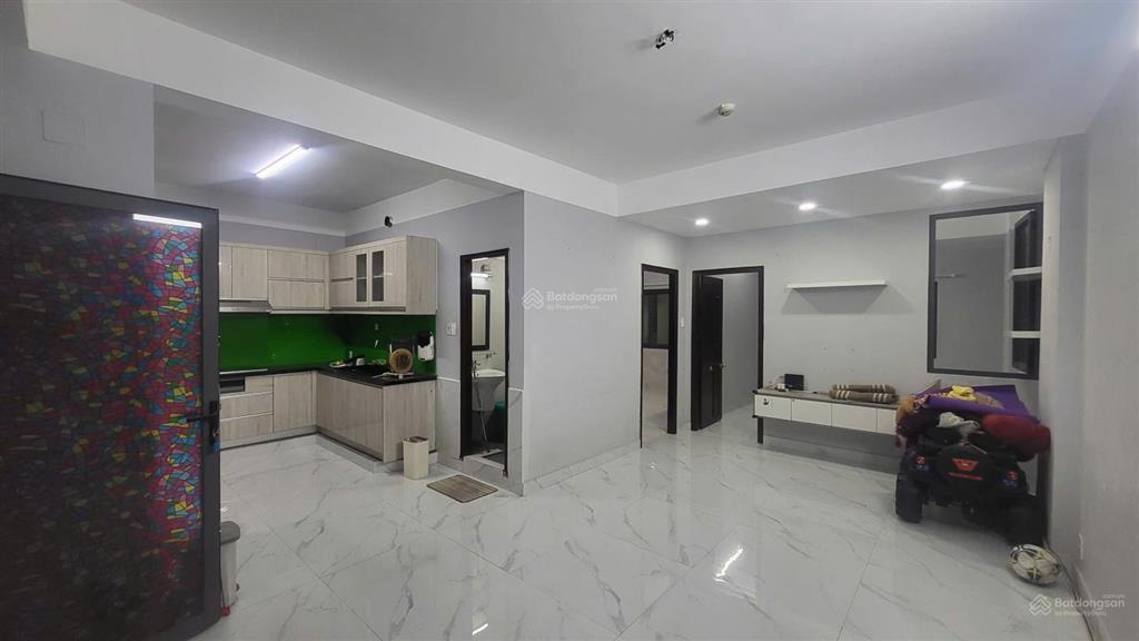 Bán căn 3pn, 2 wc, cc khánh hội 1, 96 m2 nhà đẹp, thoáng mát. giá tốt 5,7 tỷ  c thịnh 0917 566 ***