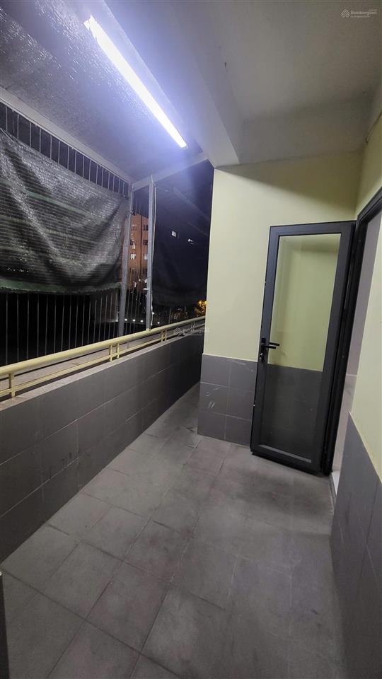 Bán căn 3pn, 2 wc, cc khánh hội 1, 96 m2 nhà đẹp, thoáng mát. giá tốt 5,7 tỷ  c thịnh 0917 566 ***