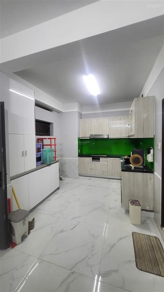 Bán căn 3pn, 2 wc, cc khánh hội 1, 96 m2 nhà đẹp, thoáng mát. giá tốt 5,7 tỷ  c thịnh 0917 566 ***