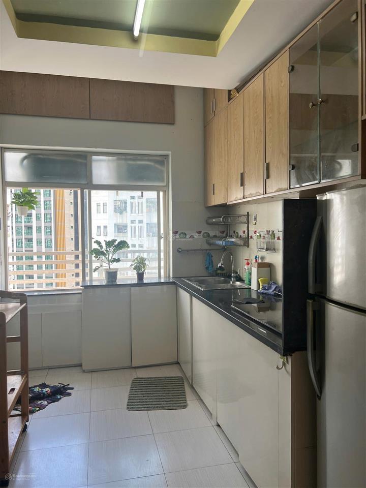 Cho thuê căn 2 pn chung cư tôn thất thuyết, p1, q4  đủ nội thất, nhà đẹp. 10 triệu/tháng