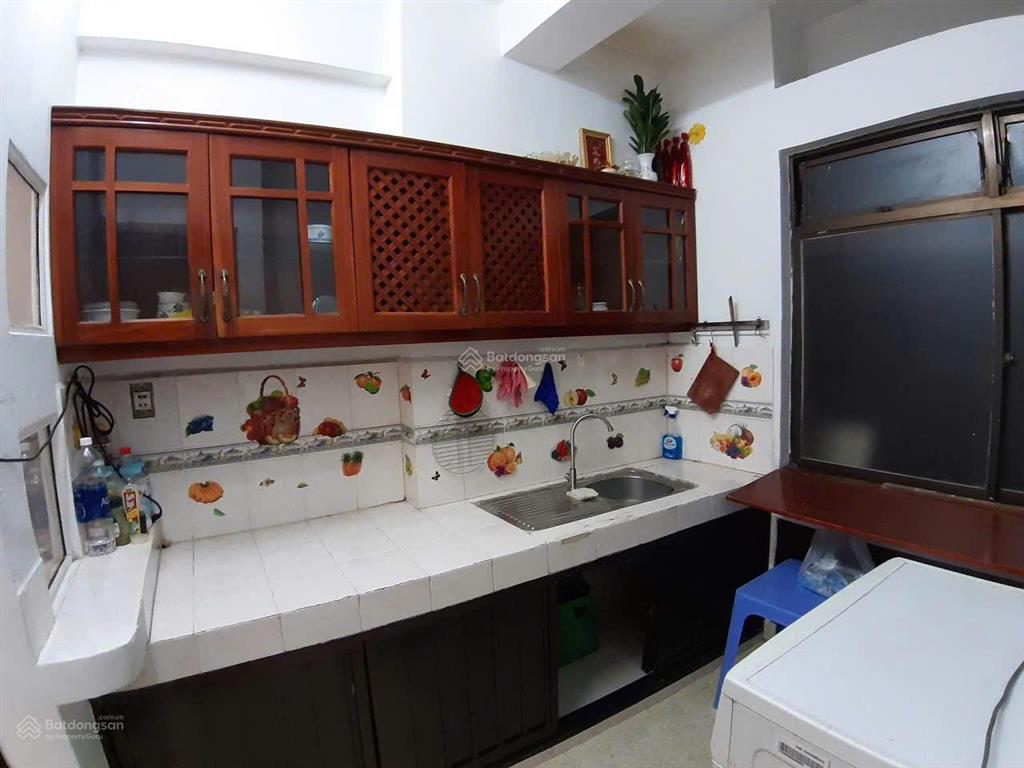 Chính chủ cho thuê căn hộ studio trệt nhà trống cc số 1 tôn thất thuyết p1 q4 6 triệu  0917 566 ***