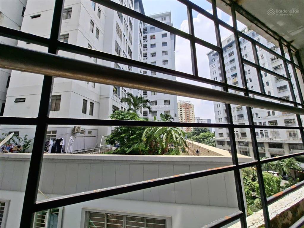 Bán căn hộ 1 pn, cc số 1 tôn thất thuyết p1, q4, 33 m2. sh.  0917 566 ***