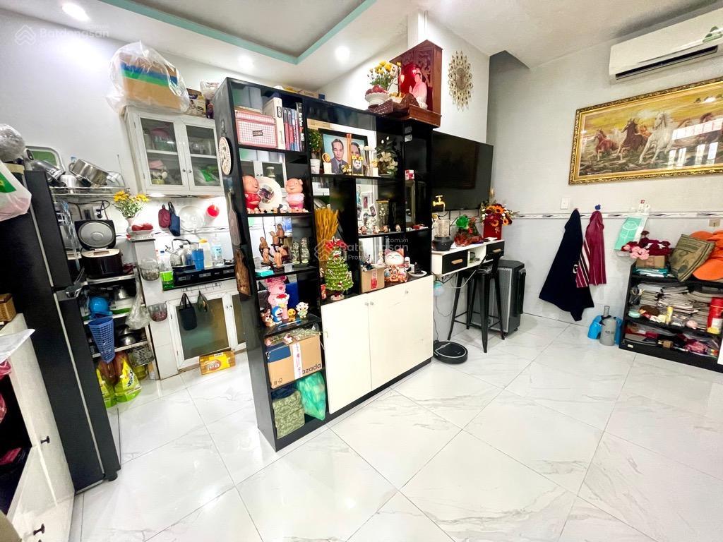 Nhà mới 4 tầng tân kỳ tân quý, gần aeon tân phú, dtsd 100m2, có dòng tiền cho thuê 8tr/th