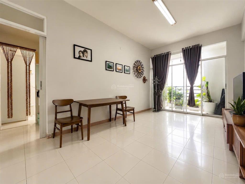 Bán gấp căn cc thuận việt q.11 dt 77,22m2 giá 4,9 tỷ (tl thêm) sổ sẵn mua sang tên công chứng ngay