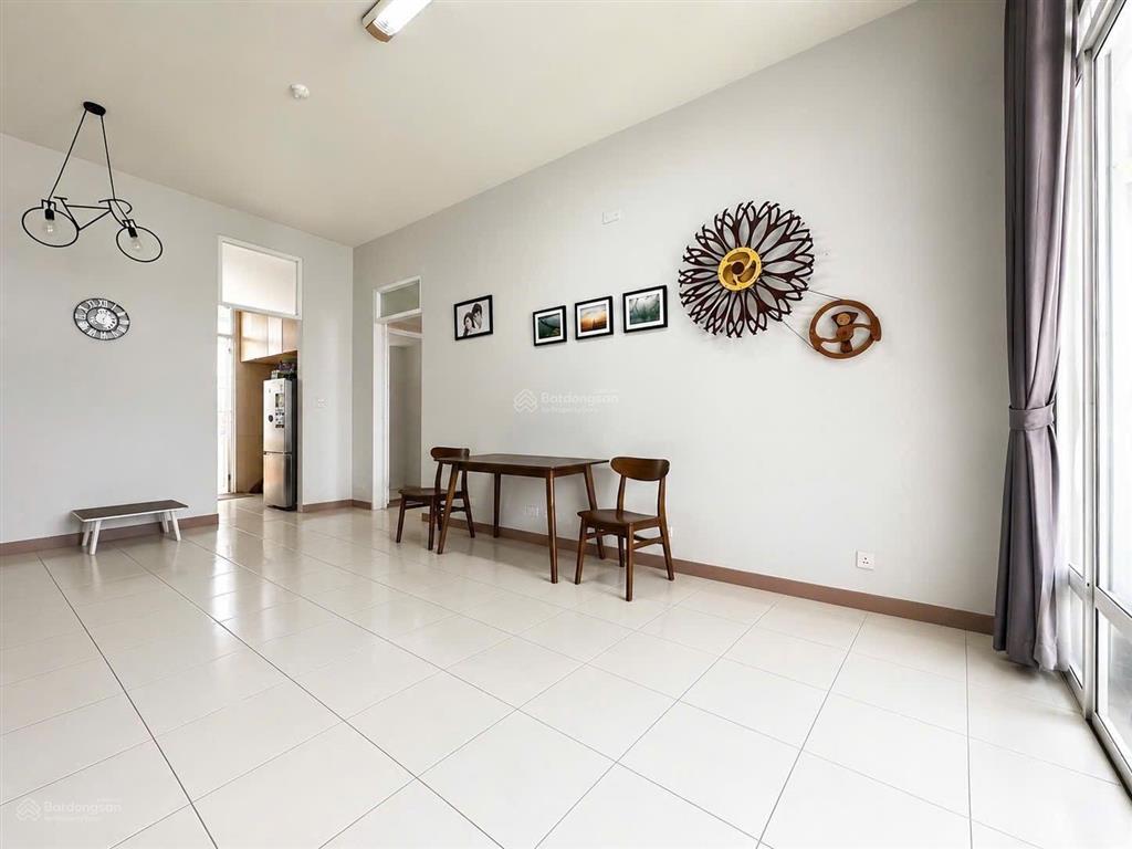 Bán gấp căn cc thuận việt q.11 dt 77,22m2 giá 4,9 tỷ (tl thêm) sổ sẵn mua sang tên công chứng ngay