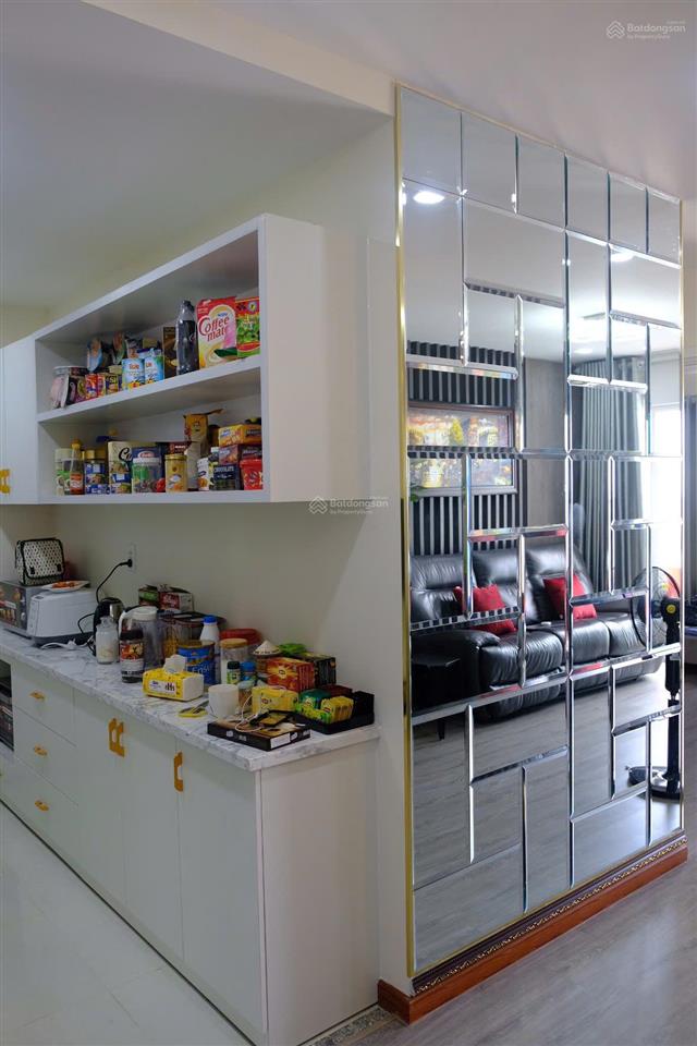 Chuyên cho thuê ch diamond căn 2 và 3 phòng ngủ giá 8 đến 8.5 triệu, có nội thất giá 9 đến 10 triệu