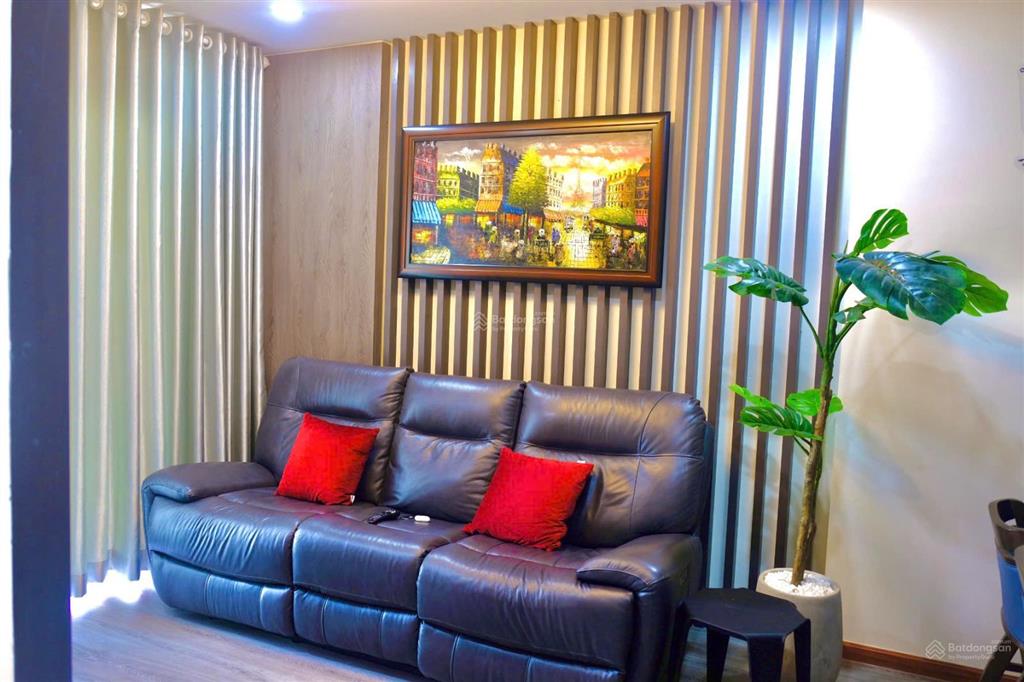 Chuyên cho thuê ch diamond căn 2 và 3 phòng ngủ giá 8 đến 8.5 triệu, có nội thất giá 9 đến 10 triệu