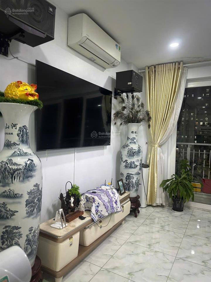 Bán căn góc chung cư carina plaza, mặt tiền đường võ văn kiệt, 3,4 tỷ, 99m2, có sổ hồng