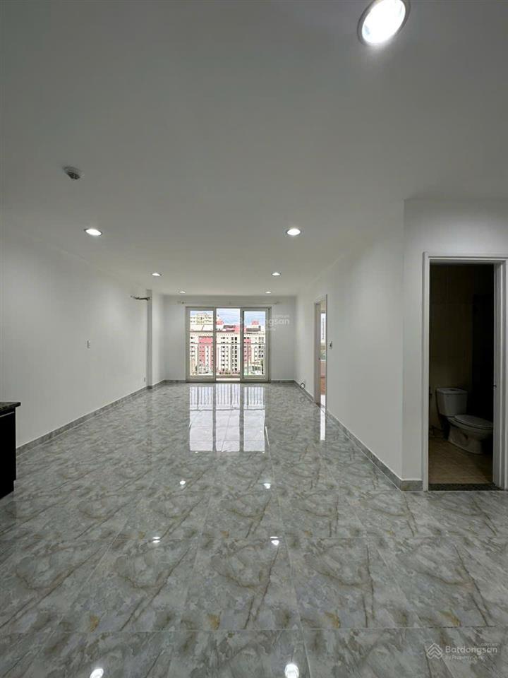 Bán căn góc b07.08 lô b, rộng 97m2, giá 3.6 tỷ có sẵn sổ hồng, nhà mới như hình.  0907 383 ***