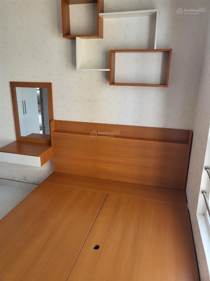 Bán căn 3 phòng ngủ có nội thất đầy đủ chỉ dọn vào ở ngay giá 4,2 tỷ.  0907 383 *** châu